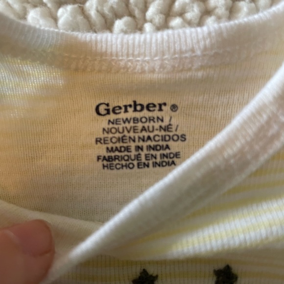 Gerber Newborn Onesie - Picture 2 of 2
